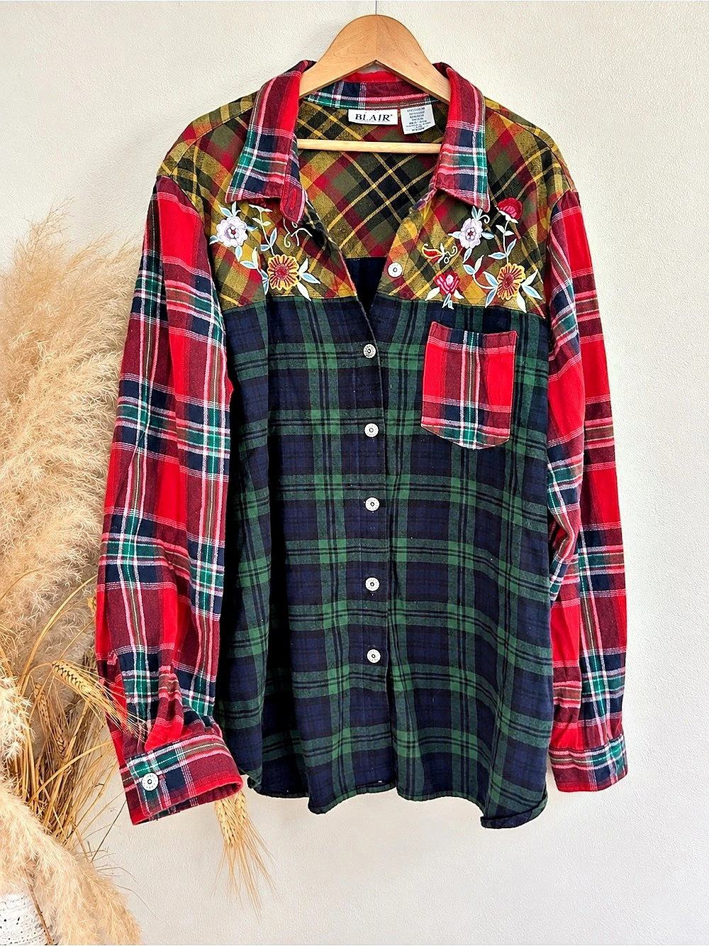 Vintage Y2K Blair XL Patchwork Plaid Flannel Floral Embroidered Shirt